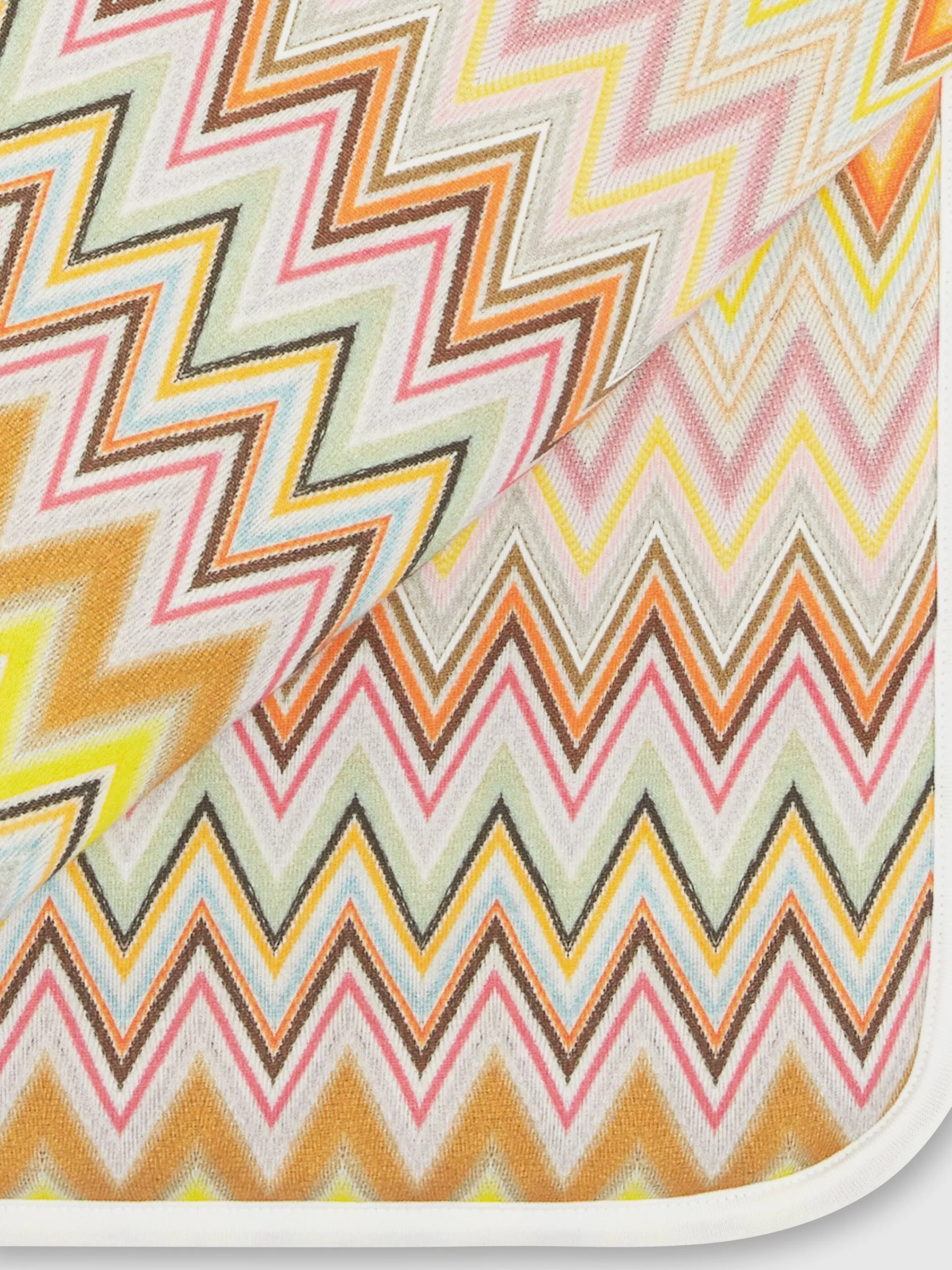 Flash Sale Zig zag stretch cotton blanket with contrasting piping Kids Baby (0-24 Months)